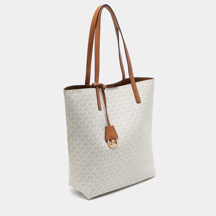 Pre Owned MICHAEL Michael Kors White/Tan Signature Coated Canvas and Leather Hayley Tote
