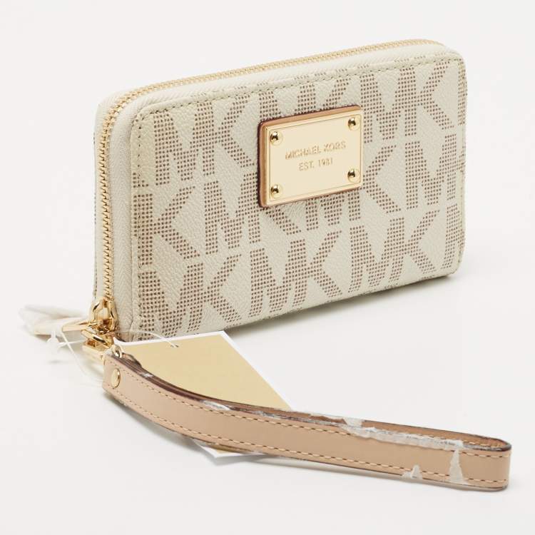 Pre Owned MICHAEL Michael Kors White/Beige Signature Coated Canvas Zip Around Wristlet Wallet