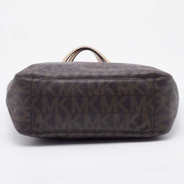 Pre Owned MICHAEL Michael Kors Brown Signature Coated Canvas Shoulder Bag