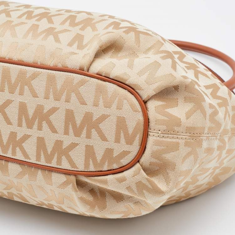Pre Owned MICHAEL Michael Kors Cream/Brown Signature Canvas Ring Handle Shoulder Bag