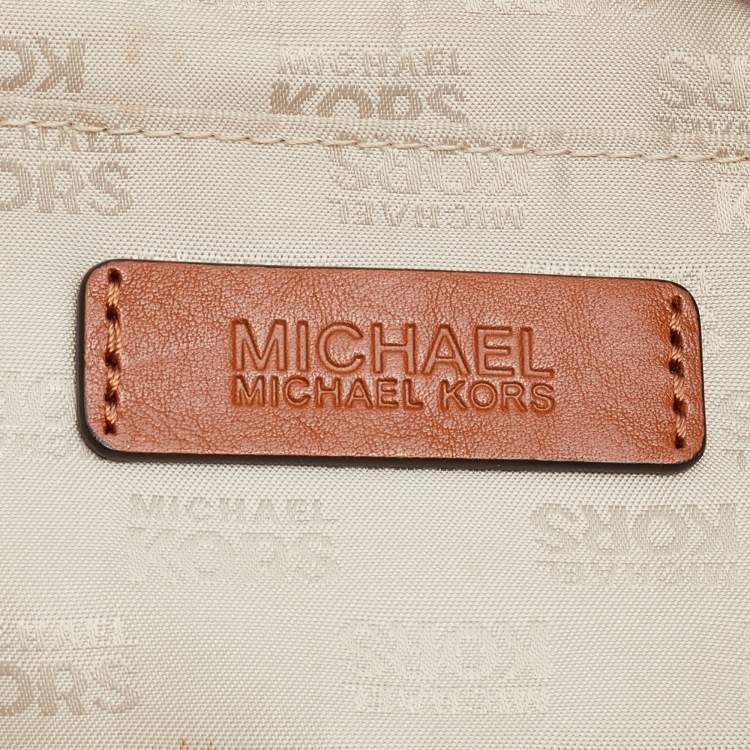 Pre Owned MICHAEL Michael Kors Cream/Brown Signature Canvas Ring Handle Shoulder Bag