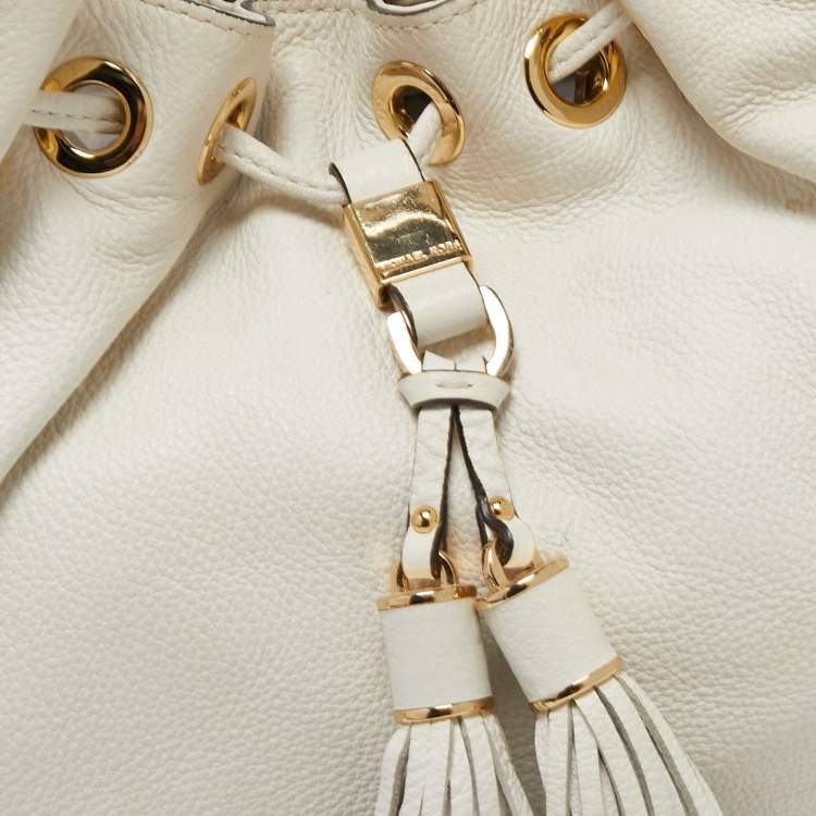 Pre Owned MICHAEL Michael Kors Off White Leather Large Camden Drawstring Shoulder Bag