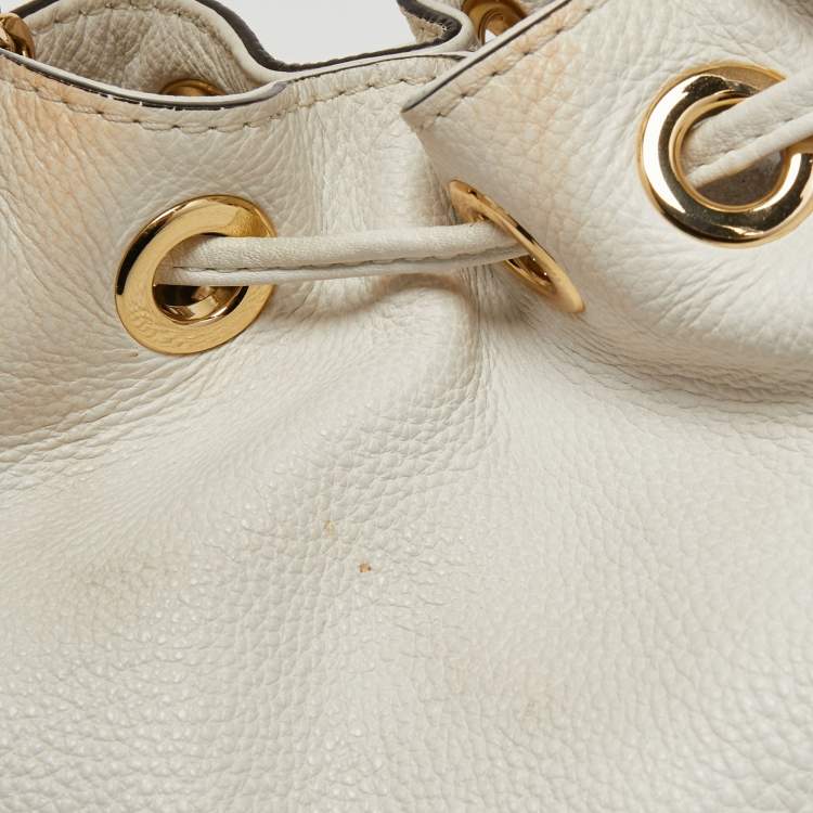 Pre Owned MICHAEL Michael Kors Off White Leather Large Camden Drawstring Shoulder Bag