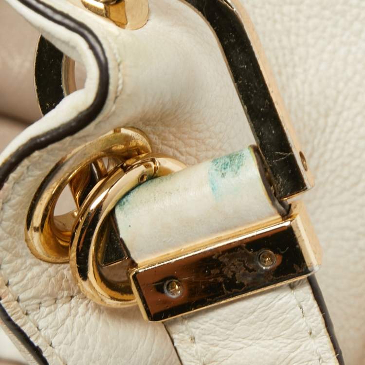 Pre Owned MICHAEL Michael Kors Off White Leather Large Camden Drawstring Shoulder Bag