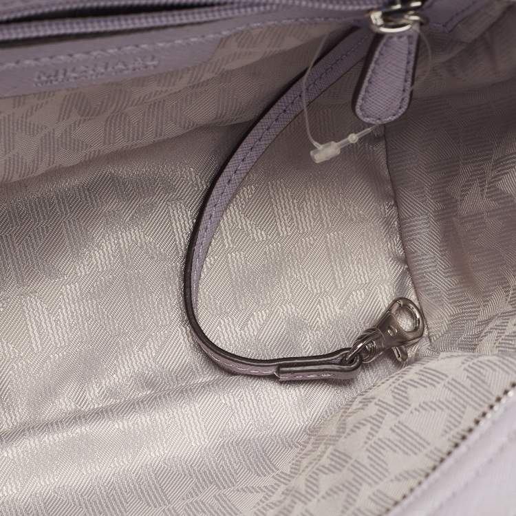 Pre Owned MICHAEL Michael Kors Lilac Leather Small Selma Crossbody Bag
