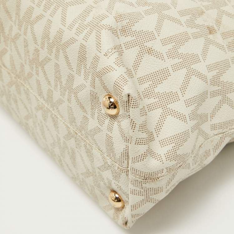 Pre Owned MICHAEL Michael Kors Ivory Signature Coated Canvas and Leather Jet Set Zip Tote 