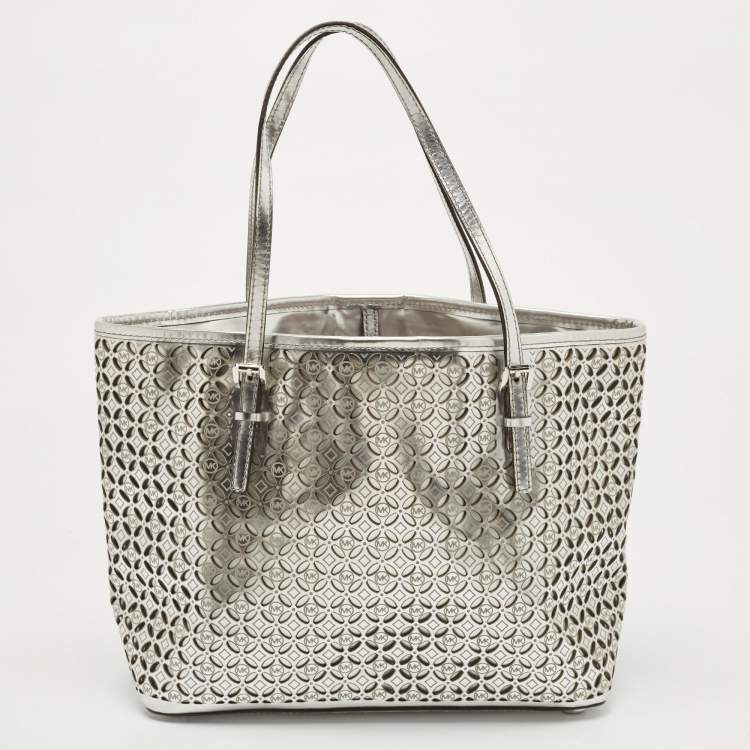 Pre Owned MICHAEL Michael Kors Silver Leather Lasercut Travel Tote