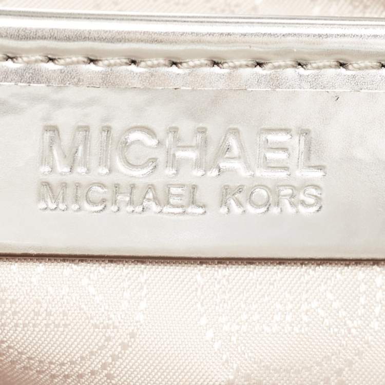 Pre Owned MICHAEL Michael Kors Silver Leather Lasercut Travel Tote