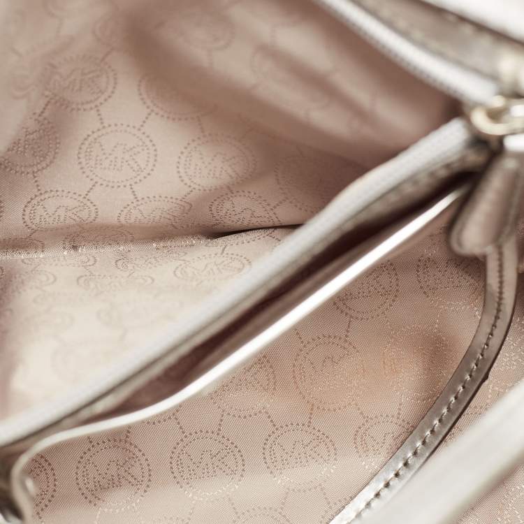 Pre Owned MICHAEL Michael Kors Silver Leather Lasercut Travel Tote