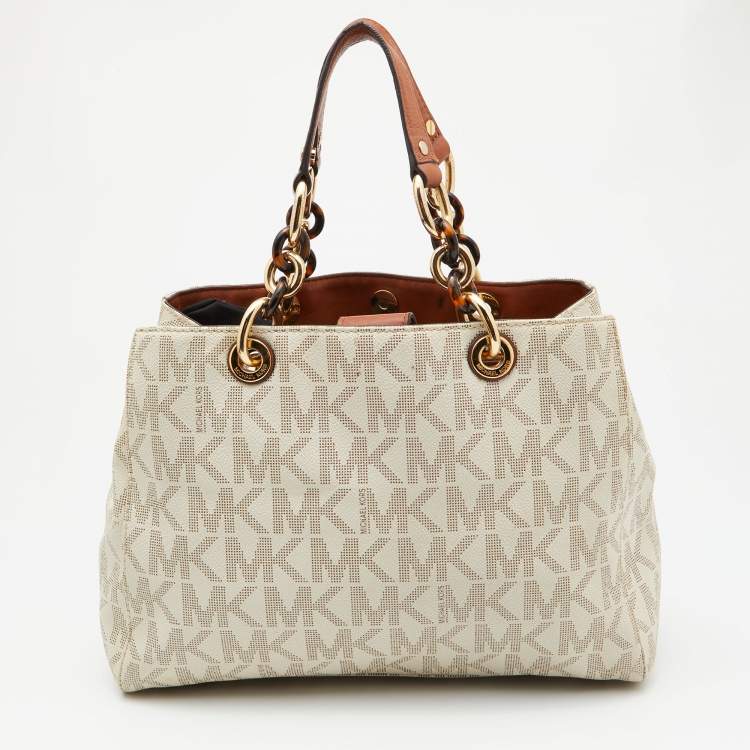 Pre Owned MICHAEL Michael Kors Vanilla/Brown Signature Coated Canvas Medium Cynthia Tote
