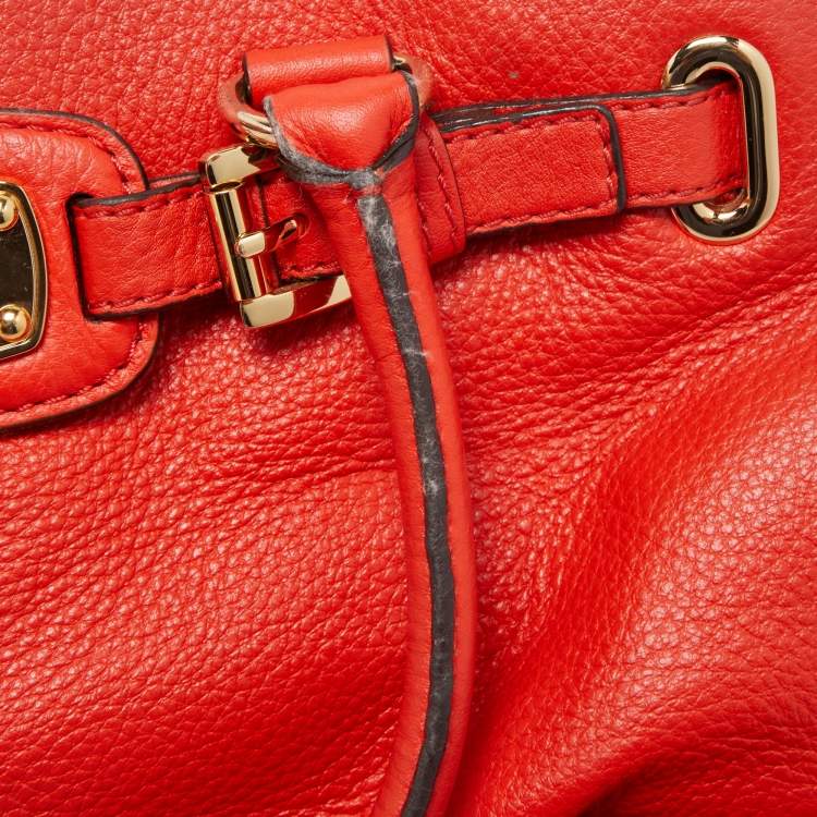 مملوكة مسبقًا MICHAEL Michael Kors Red Leather East West Hamilton Tote