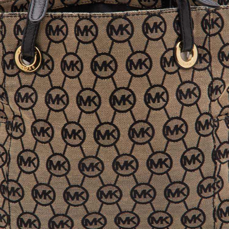 Pre Owned MICHAEL Michael Kors Beige/Black Signature Canvas and Leather Jet Set Tote