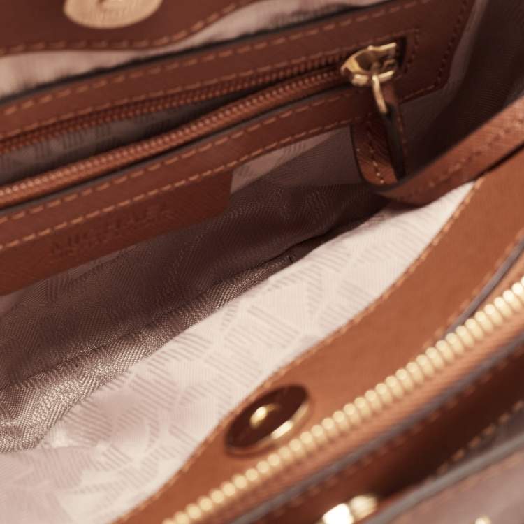 Pre Owned MICHAEL  Michael Kors Brown Saffiano Leather Small Savannah Satchel