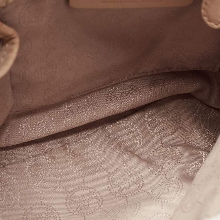 Pre Owned MICHAEL Michael Kors Off White/Beige Signature Coated Canvas Crossbody Bag