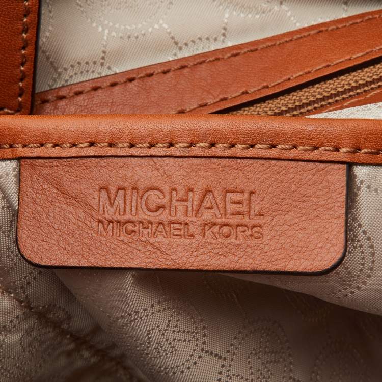 Pre Owned MICHAEL Michael Kors Brown/Tan Signature Coated Canvas and Leather Cynthia Tote
