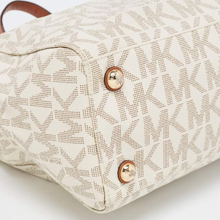 Pre Owned MICHAEL Michael Kors Off White Signature Coated Canvas Cynthia Tote