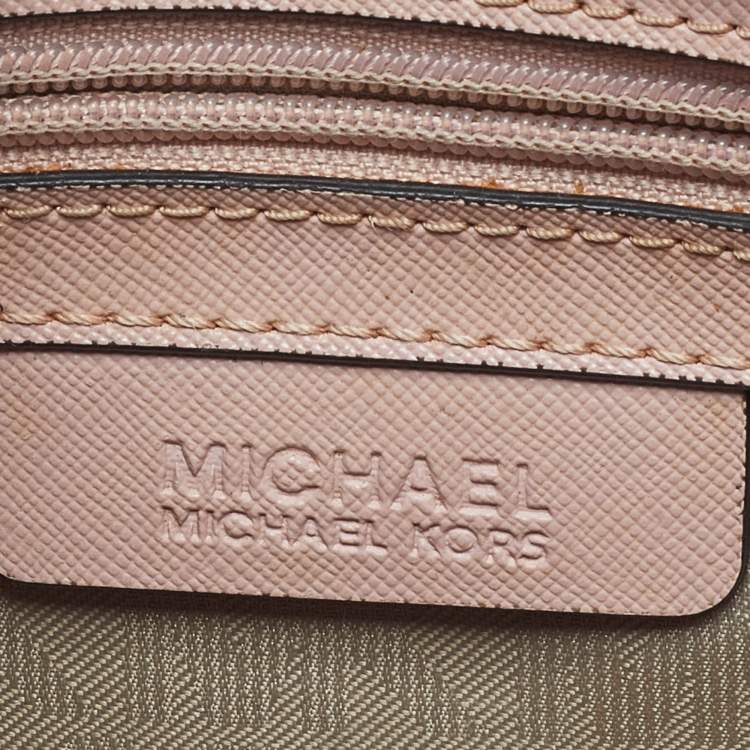 Pre Owned Michael Michael Kors Pink Leather Medium Studded Selma Crossbody Bag