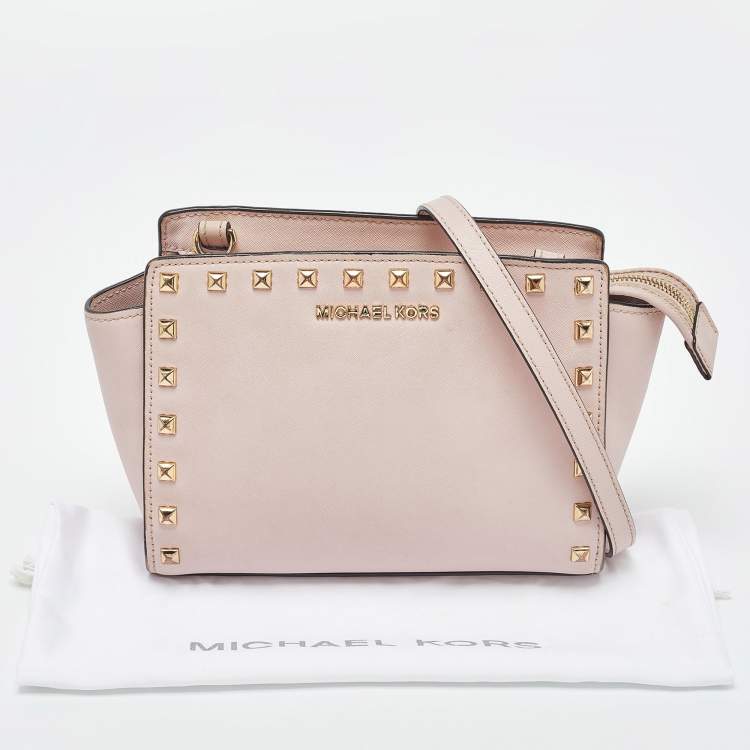 Pre Owned Michael Michael Kors Pink Leather Medium Studded Selma Crossbody Bag
