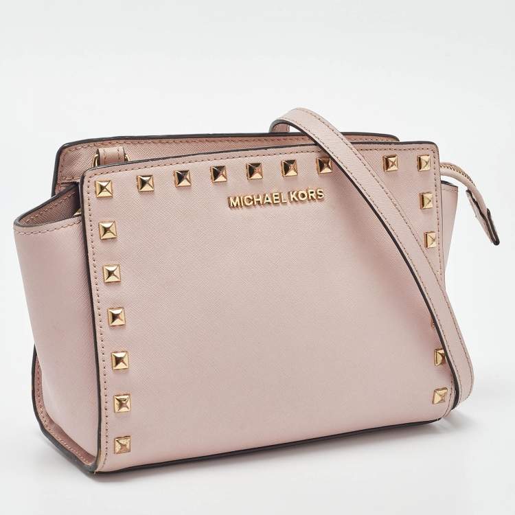 Pre Owned Michael Michael Kors Pink Leather Medium Studded Selma Crossbody Bag