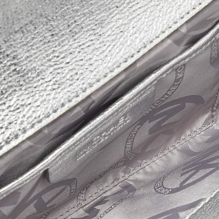 Pre Owned MICHAEL Michael Kors Silver Leather Buckle Detail Clutch