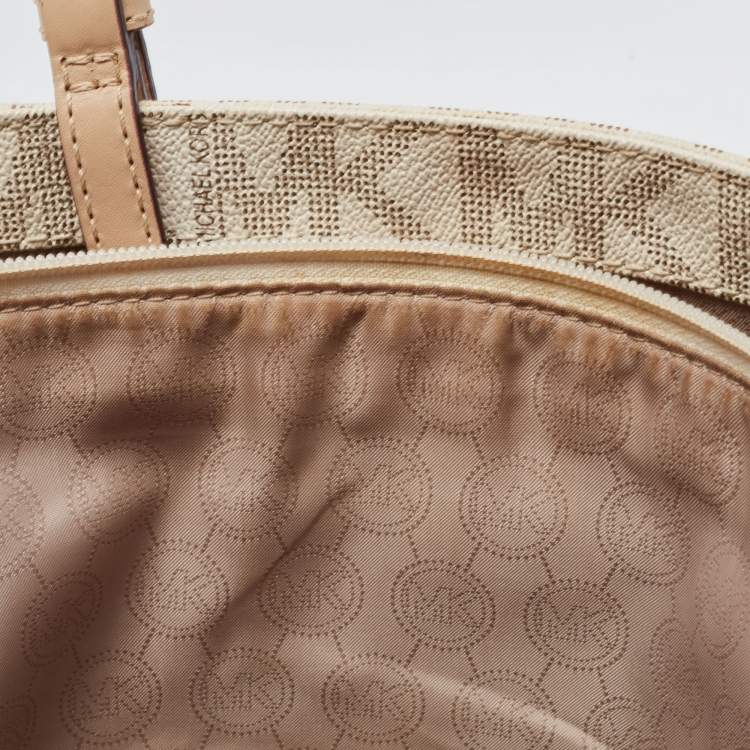 مملوكة مسبقًا MICHAEL Michael Kors Off White/Beige Signature Coated Canvas and Leather Jet Set East West Tote