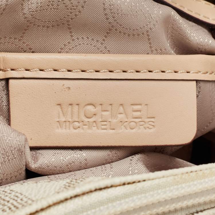 مملوكة مسبقًا MICHAEL Michael Kors Off White/Beige Signature Coated Canvas and Leather Jet Set East West Tote