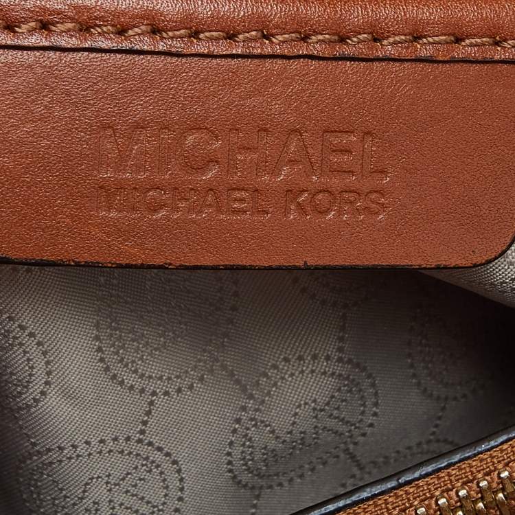 Pre Owned MICHAEL Michael Kors White/Brown Signature Coated Canvas and Leather Medium Cynthia Tote