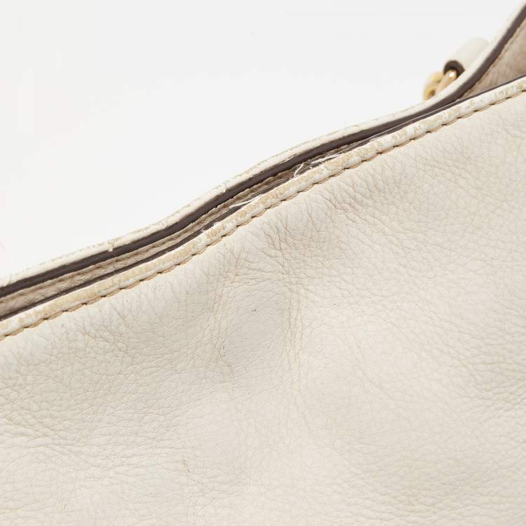 Pre Owned MICHAEL Michael Kors Off White Leather Charm Shoulder Bag