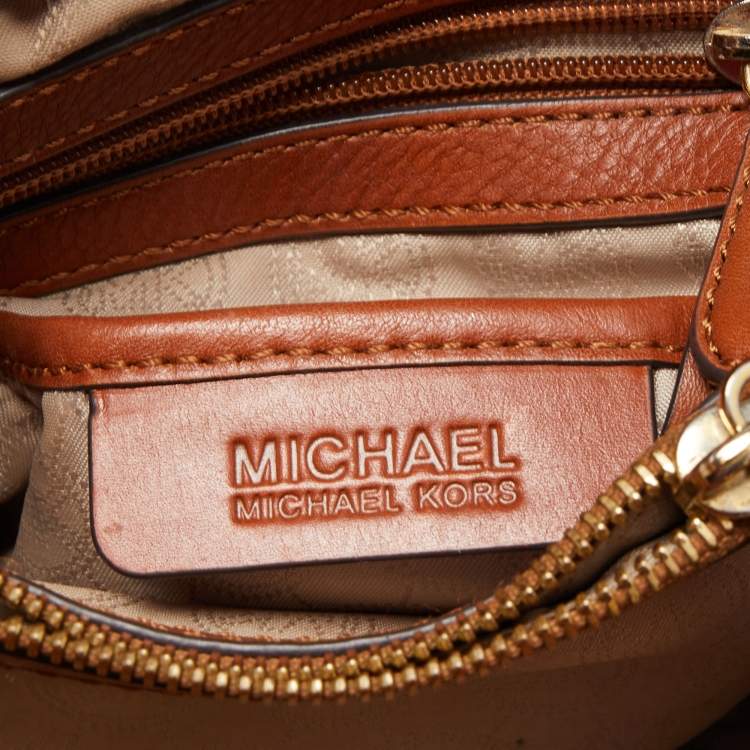 Pre Owned MICHAEL Michael Kors White/Brown Signature Coated and Leather Canvas Cynthia Tote