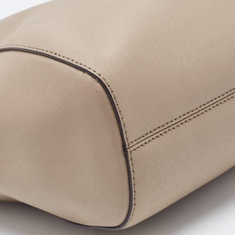 Pre Owned MICHAEL Michael Kors Beige Leather Jet Set Travel Chain Tote