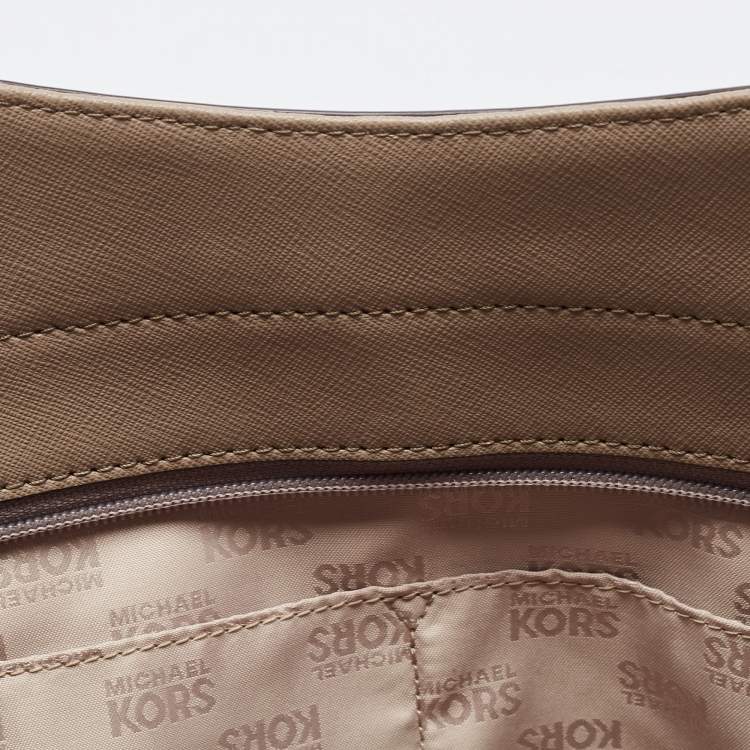 Pre Owned MICHAEL Michael Kors Beige Leather Jet Set Travel Chain Tote