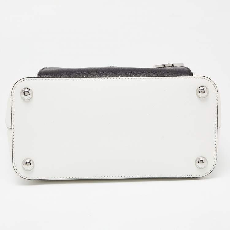 Pre Owned MICHAEL Michael Kors White/Black Leather Jet Set Snap Pocket Tote