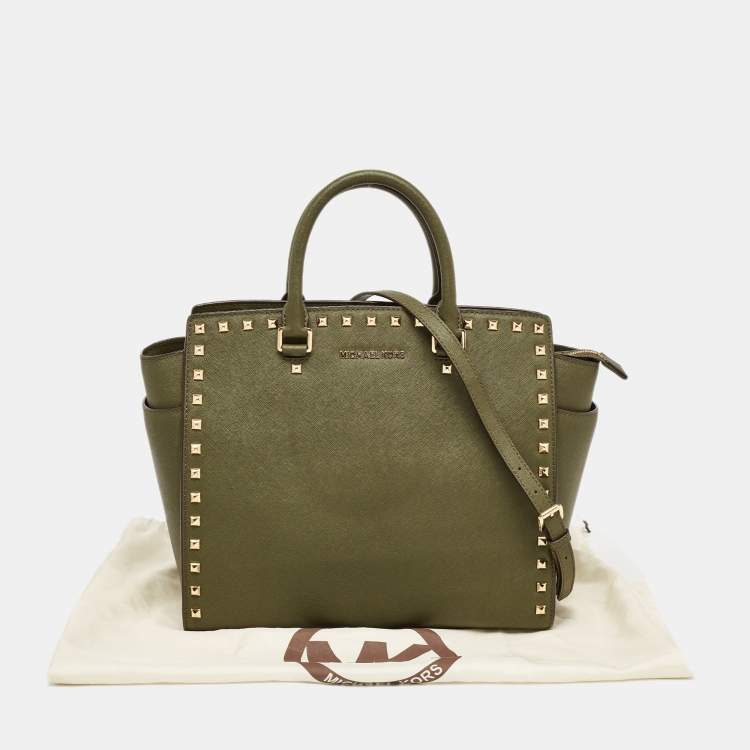 مملوكة مسبقًا Michael Kors Green Studded Leather Large Selma Satchel