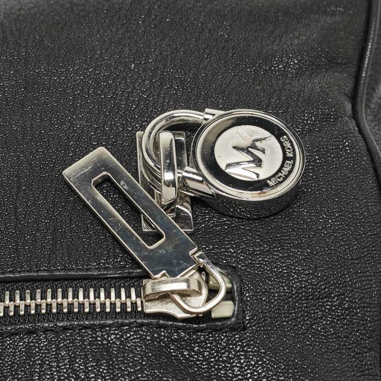 Pre Owned MICHAEL Michael Kors Black Leather Dome Top Handle Bag