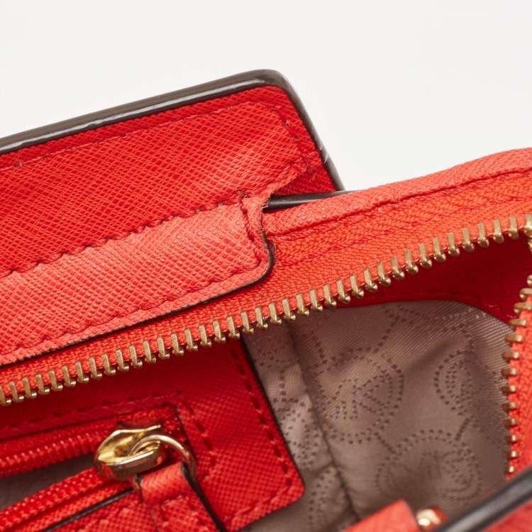 Pre Owned MICHAEL Michael Kors Red Saffiano Leather Medium Selma Crossbody Bag