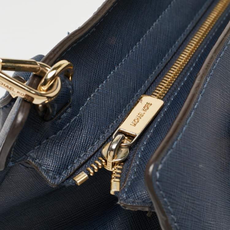 Pre Owned Michael Michael Kors Navy Blue Leather Medium Selma Tote