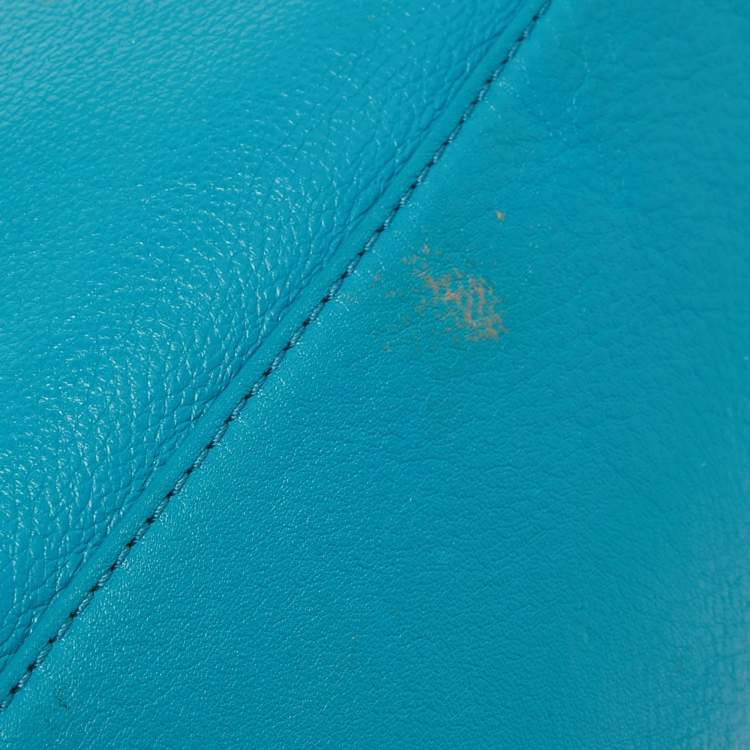 Pre Owned MICHAEL Michael Kors Teal Blue/Beige Leather Jet Set Tote