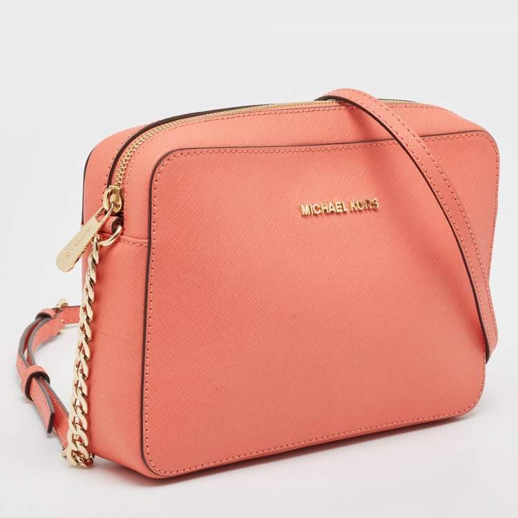 Pre Owned MICHAEL Michael Kors Peach Saffiano Leather Jet Set Camera Crossbody Bag