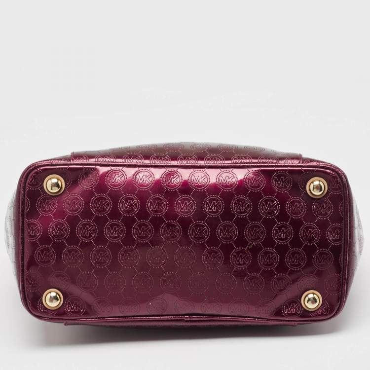 Pre Owned MICHAEL Michael Kors Burgundy Signature Patent and Leather Middle Zip Tote