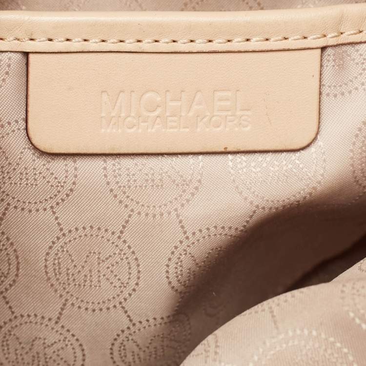 Pre Owned MICHAEL Michael Kors Burgundy Signature Patent and Leather Middle Zip Tote