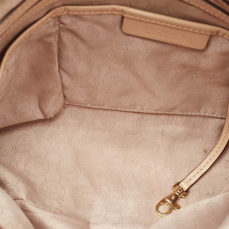 Pre Owned MICHAEL Michael Kors Burgundy Signature Patent and Leather Middle Zip Tote