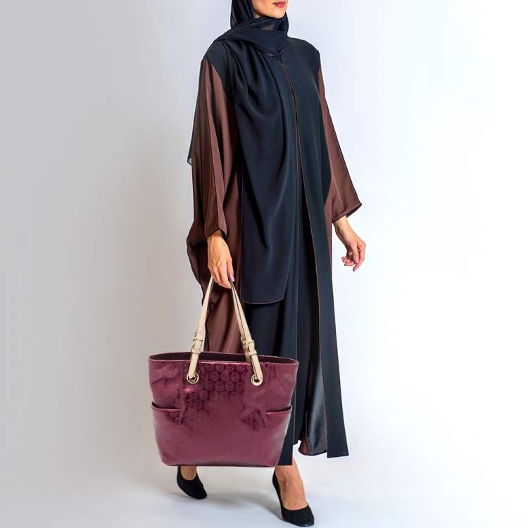 Pre Owned MICHAEL Michael Kors Burgundy Signature Patent and Leather Middle Zip Tote