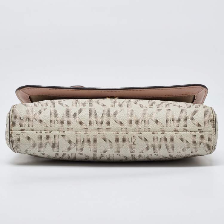 Pre Owned MICHAEL Michael Kors Ivory Signature Coated Canvas Crossbody Bag