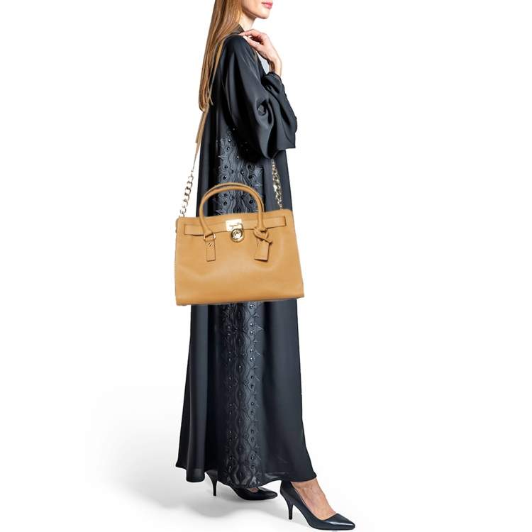 Pre Owned MICHAEL Michael Kors Beige Leather East/West Hamilton Tote