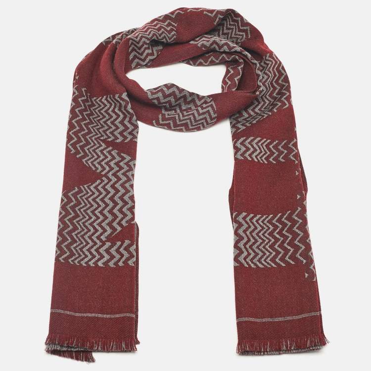 مملوكة مسبقًا Missoni Burgundy Logo Patterned Wool Fringed Scarf