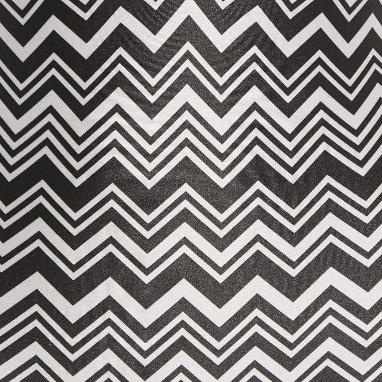 مملوكة مسبقًا ميسوني زيك زاك قميص سباحة أبيض/أسود مقاس متوسط