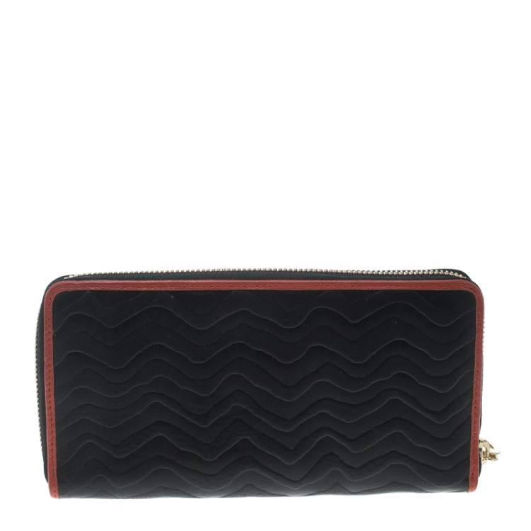 Pre Owned Missoni Black Zigzag Embossed Leather Zip Around Continental Wallet