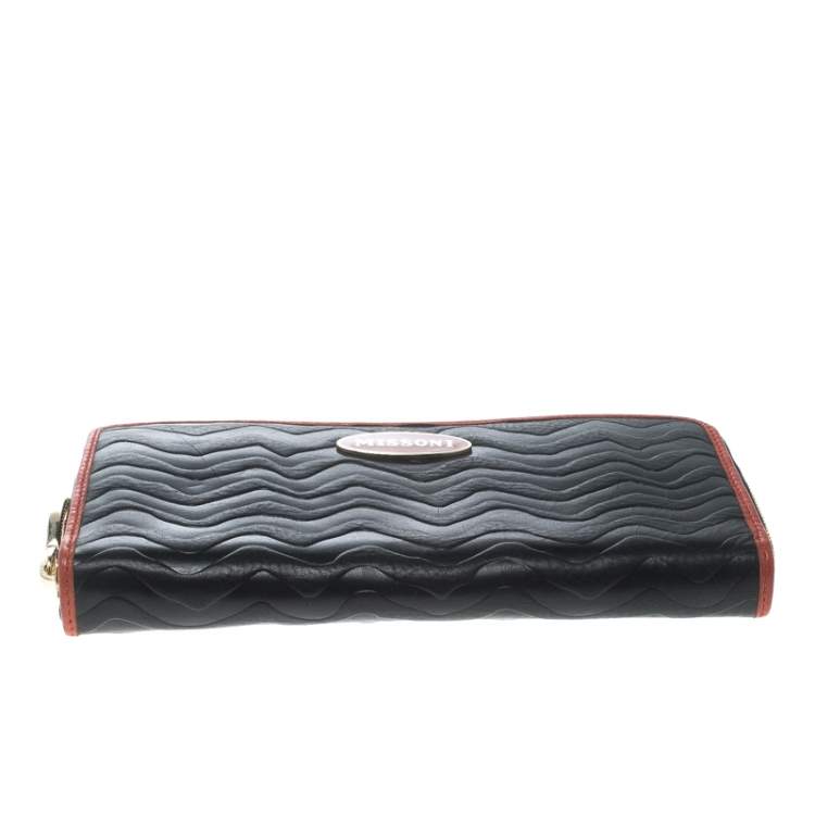 Pre Owned Missoni Black Zigzag Embossed Leather Zip Around Continental Wallet