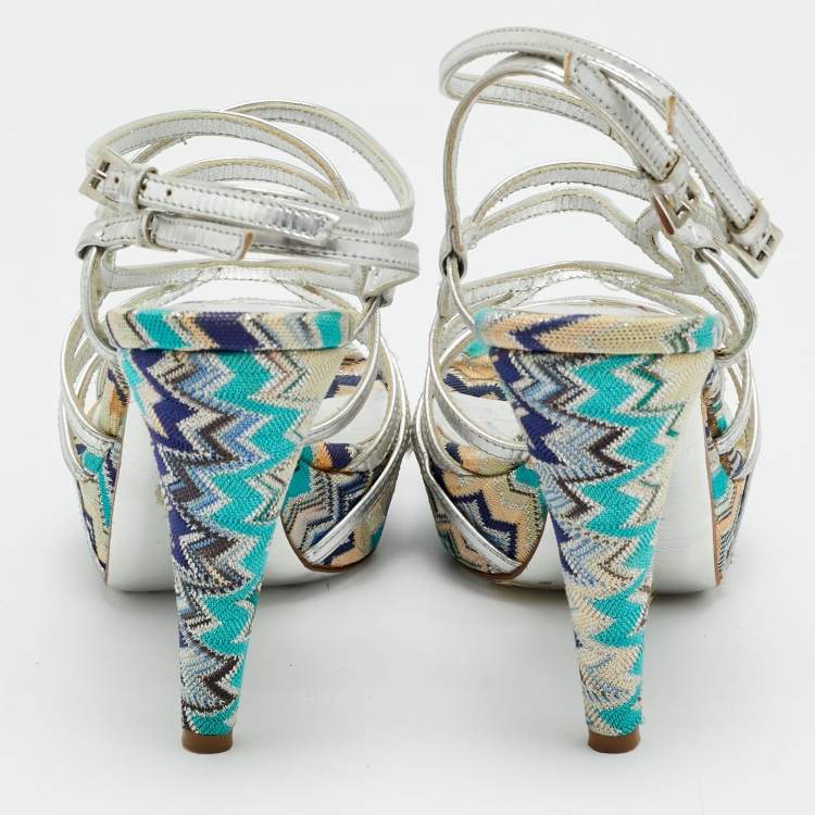 مملوكة مسبقًا Missoni Size 36 Silver Knit Fabric and Leather Strappy  Platform Sandals