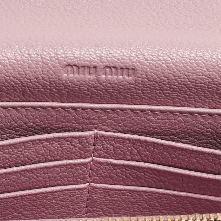 Pre Owned Miu Miu Pink Leather Twist Lock Flap Continental Wallet